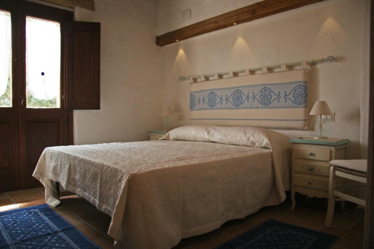 Agriturismo Fioredda Aglientu Eksteriør billede